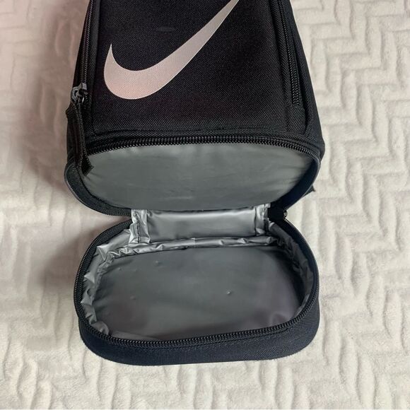 Nike Hyper Pink Insulated Tote Lunch Bag - Picture 5 of 9